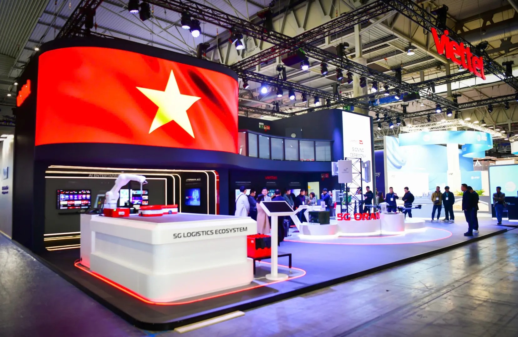 viettel-mwc25-1-1656x1080-1